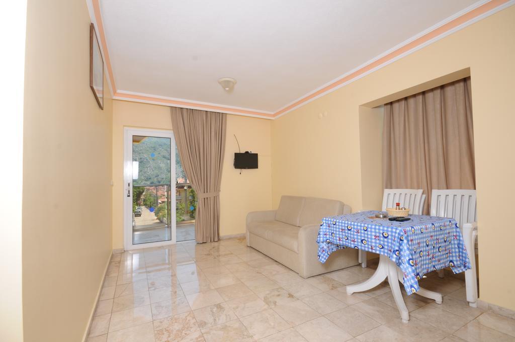 Kleopatra Apartments Icmeler มาร์มาริส ภายนอก รูปภาพ