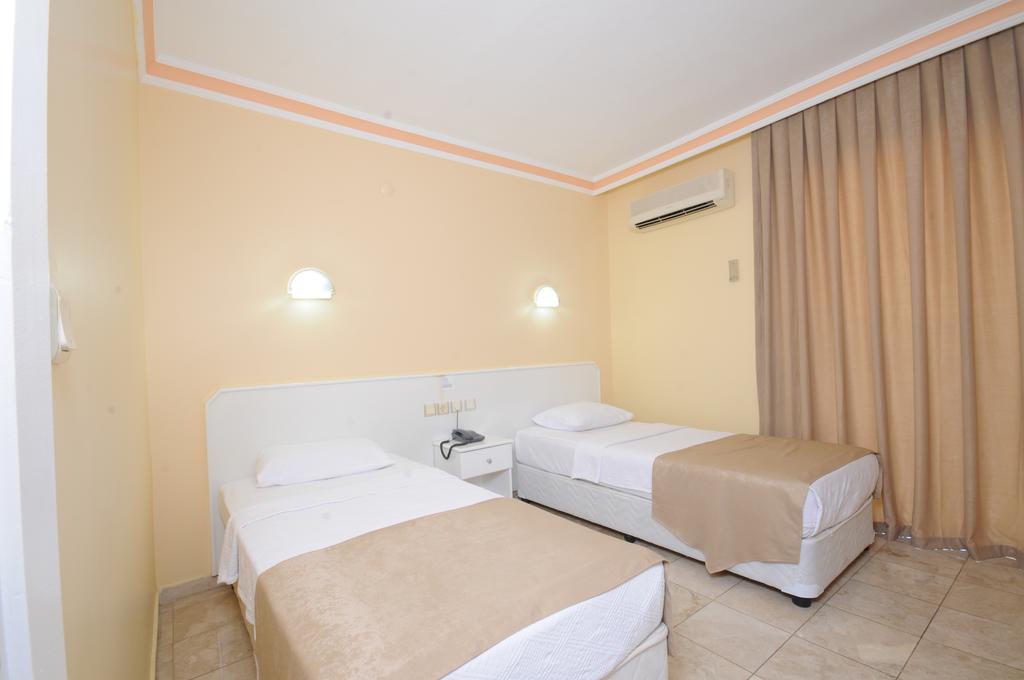 Kleopatra Apartments Icmeler มาร์มาริส ภายนอก รูปภาพ